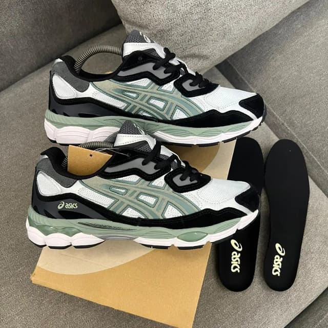 ASICS GEL-NYC