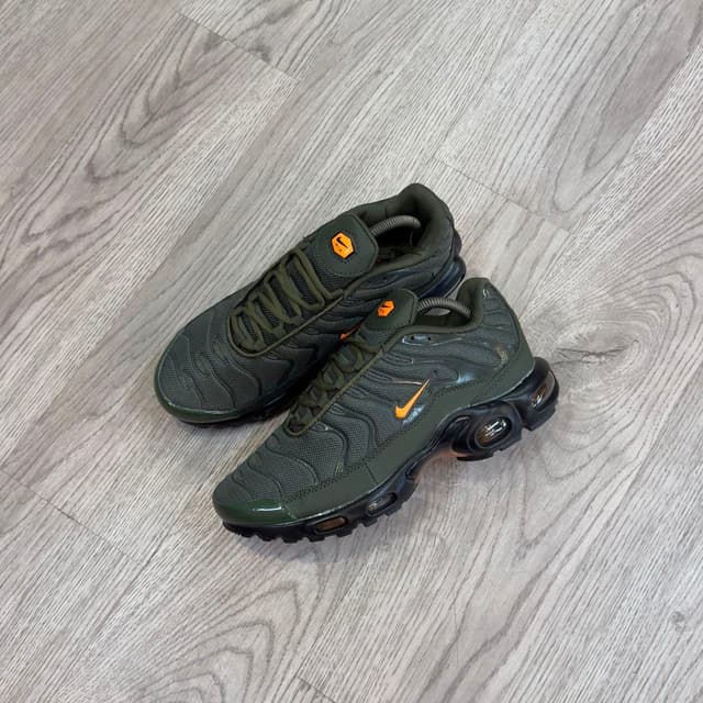 NIKE AIRMAX PLUS SE BG