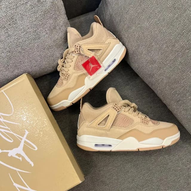 AIR JORDAN 4 RETRO COZY WHEATBROWN